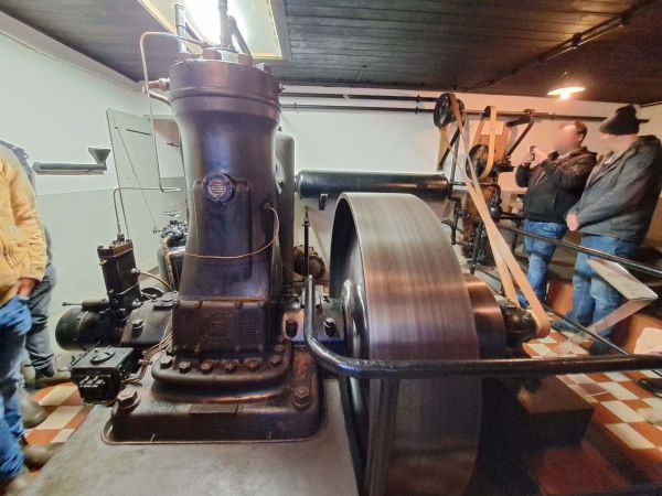 60PS Buckau Einzylinder Dieselmotor