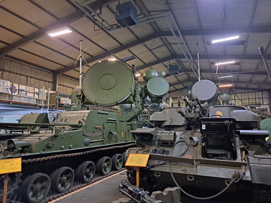 Leitsystem 1S32M in der Flugabwehrausstellung Kiel