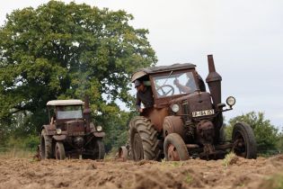 Gemeinsame Bodenbearbeitung